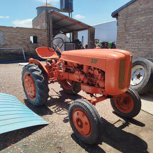 Tractor Fiat 211 Con 3 Puntos.