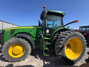 Tractor John Deere 8245R Importado