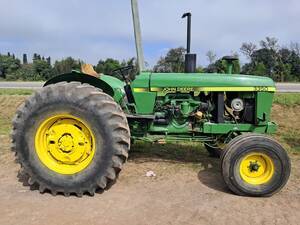 Tractor John Deere 3350