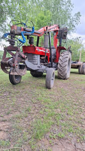 Tractor Massey Ferguson 1075 Con Pluma Ferrari