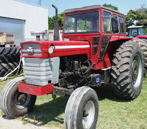 Tractor Massey Ferguson 1098 - Disponible