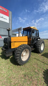 Tractor Valmet 1380