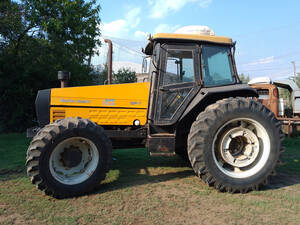 Tractor Valtra 1680 S Mecanicamente Bueno 6163 Horas