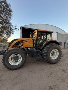 Tractor valtra bh 214