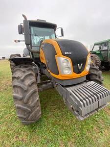 TRACTOR VALTRA BT210