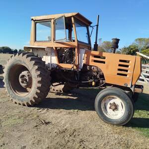 TRACTOR ZANELLO V 210. MOTOR 5 C. - 100 HP