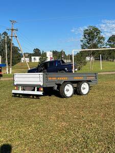 Trailer Doble Eje Con Tapas Rebatibles
