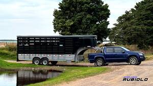 Trailer Semirremolque Homologado Para Caballos Ja1021-S