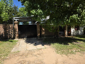 Vendo Casa Con Amplio Patio En Concepción Del Uruguay