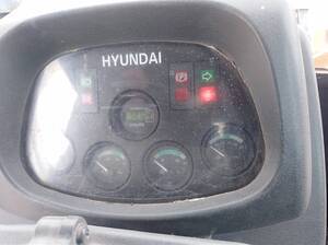 VENDO O PERMUTO PALA CARGADORA HYUNDAI