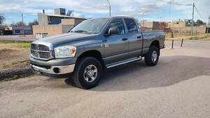 vendo RAM 2500 2010 4x4 automatica