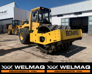Vibrocompactador Bomag 216 Dh-40