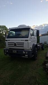 Volkswagen 17220 chasis largo